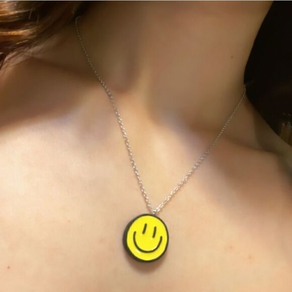 smiley face R 413 - Picture 5 of 5